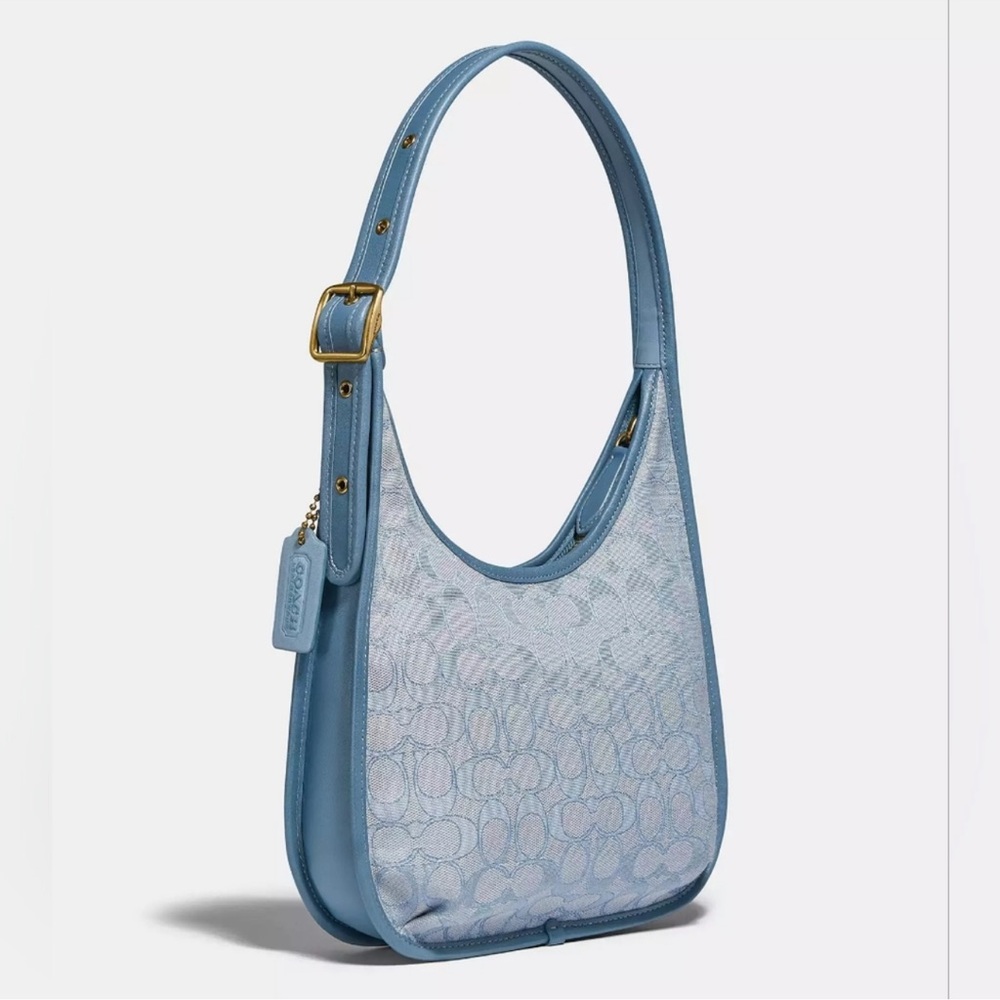 Ergo Shoulder Bag
In Signature Jacquard